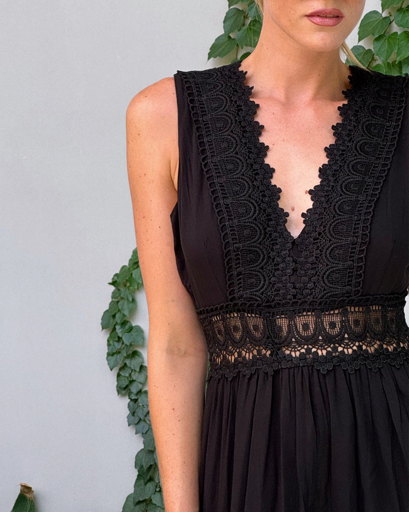 Sona | Schickes V-Ausschnitt Kleid
