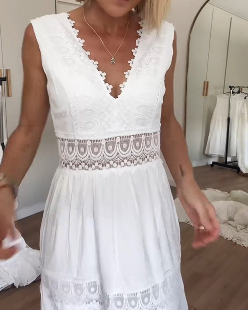 Sona | Schickes V-Ausschnitt Kleid