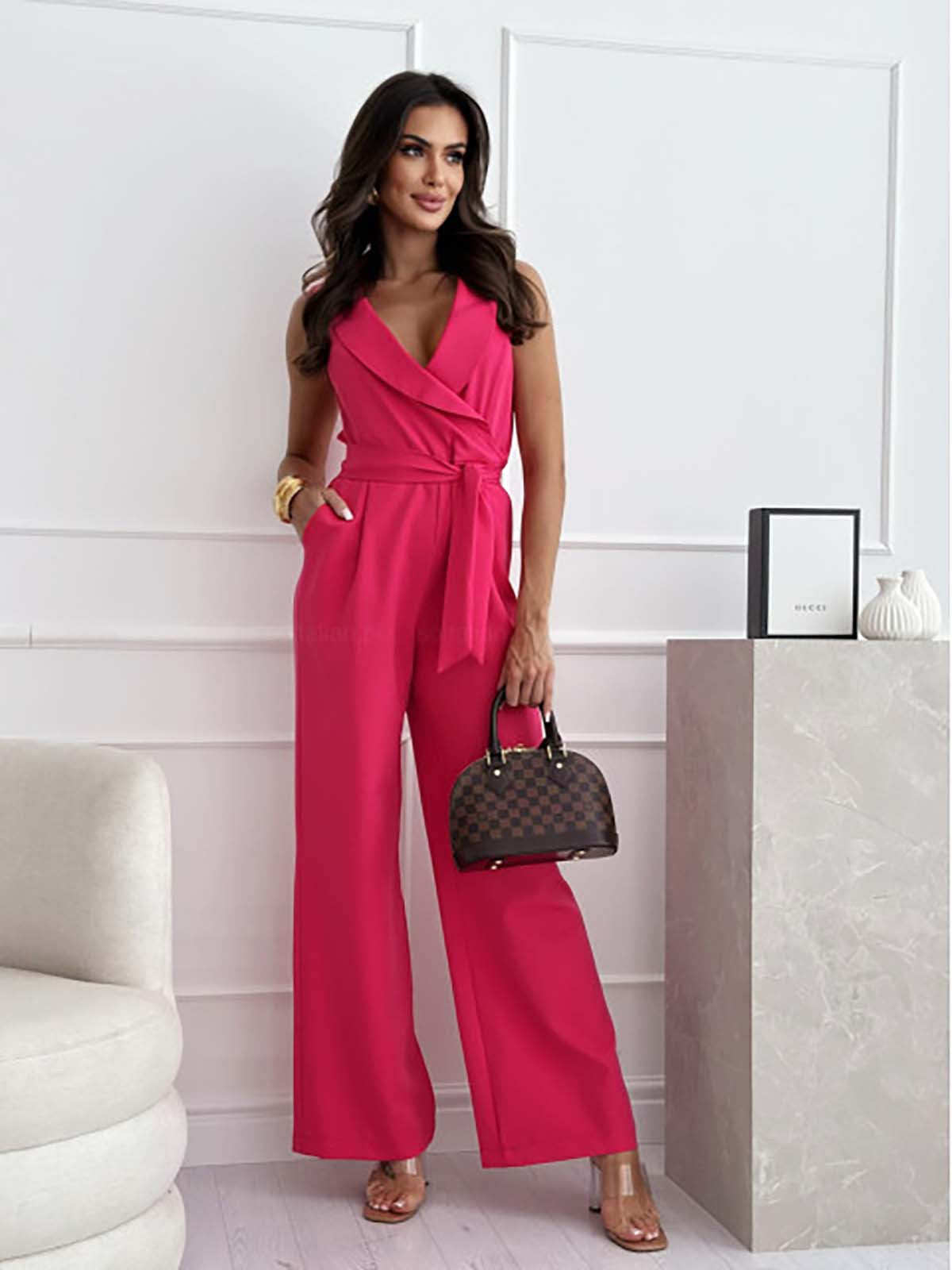Avery | V-Ausschnitt Fließender Jumpsuit