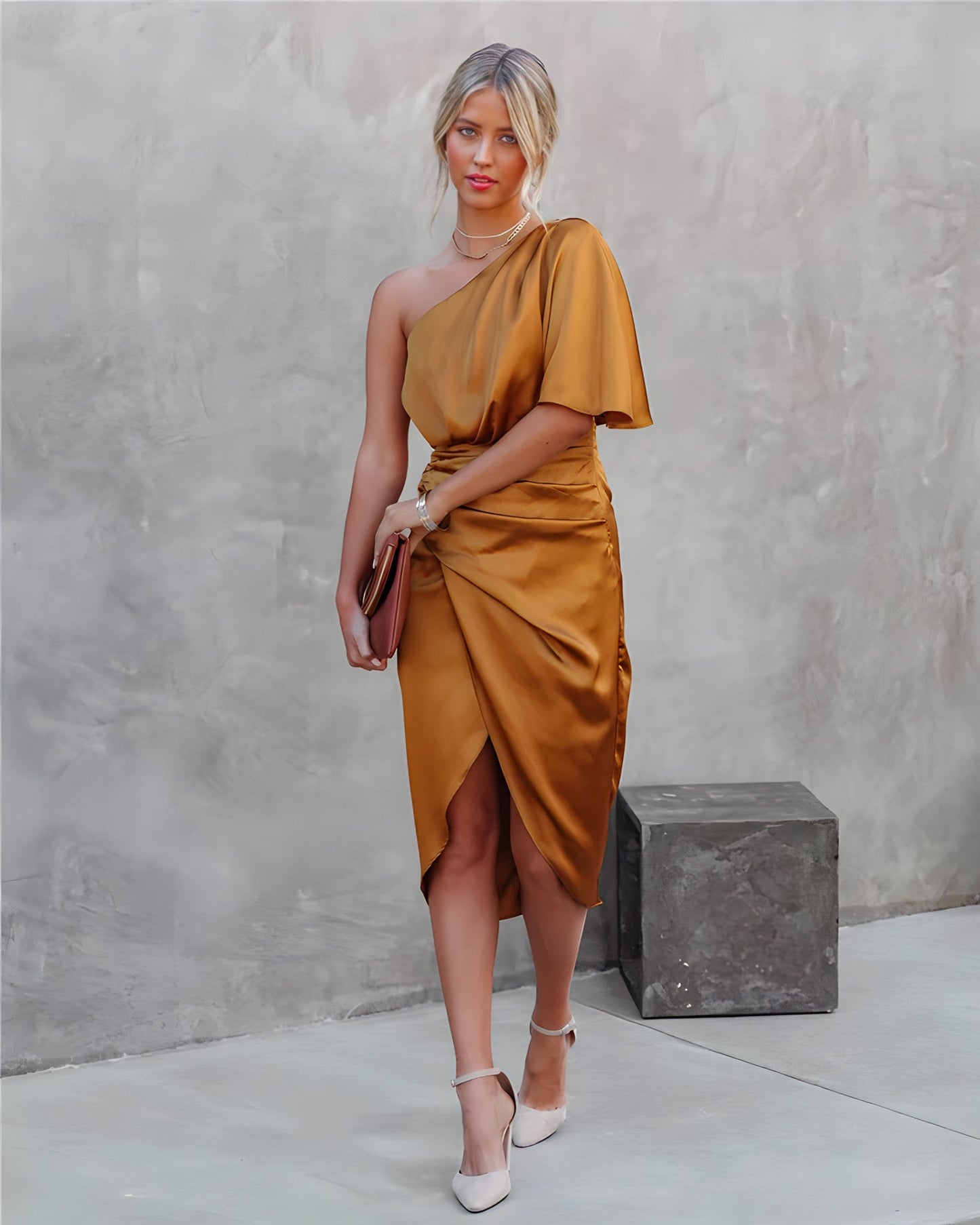 Iconic | Luxuriöses Seidenabendkleid