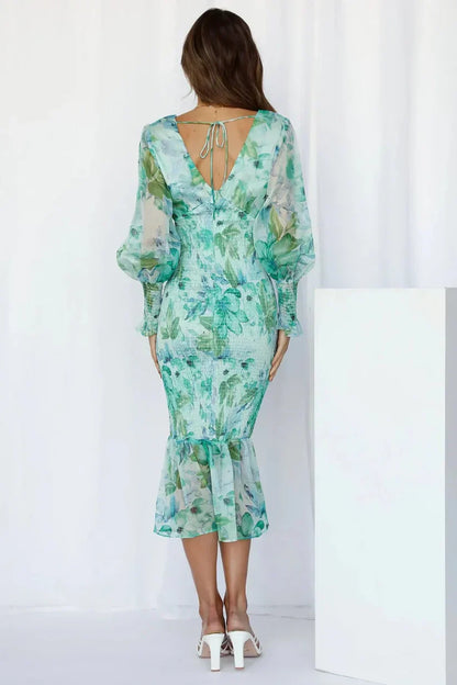 Millie | Atemhaftes Blumenkleid